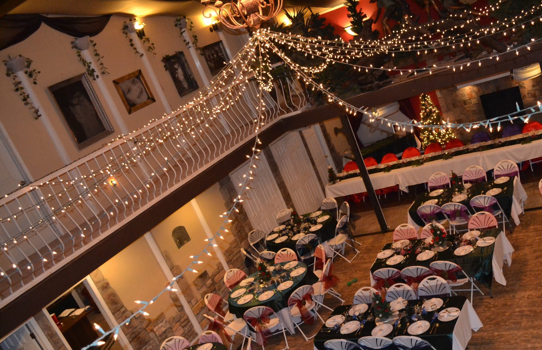 Evening reception under lights in the Great Hall